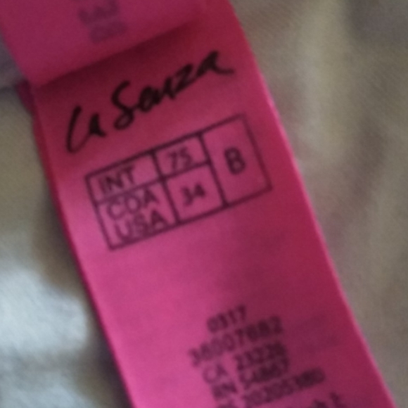 Padded push up bra - Picture 4 of 4